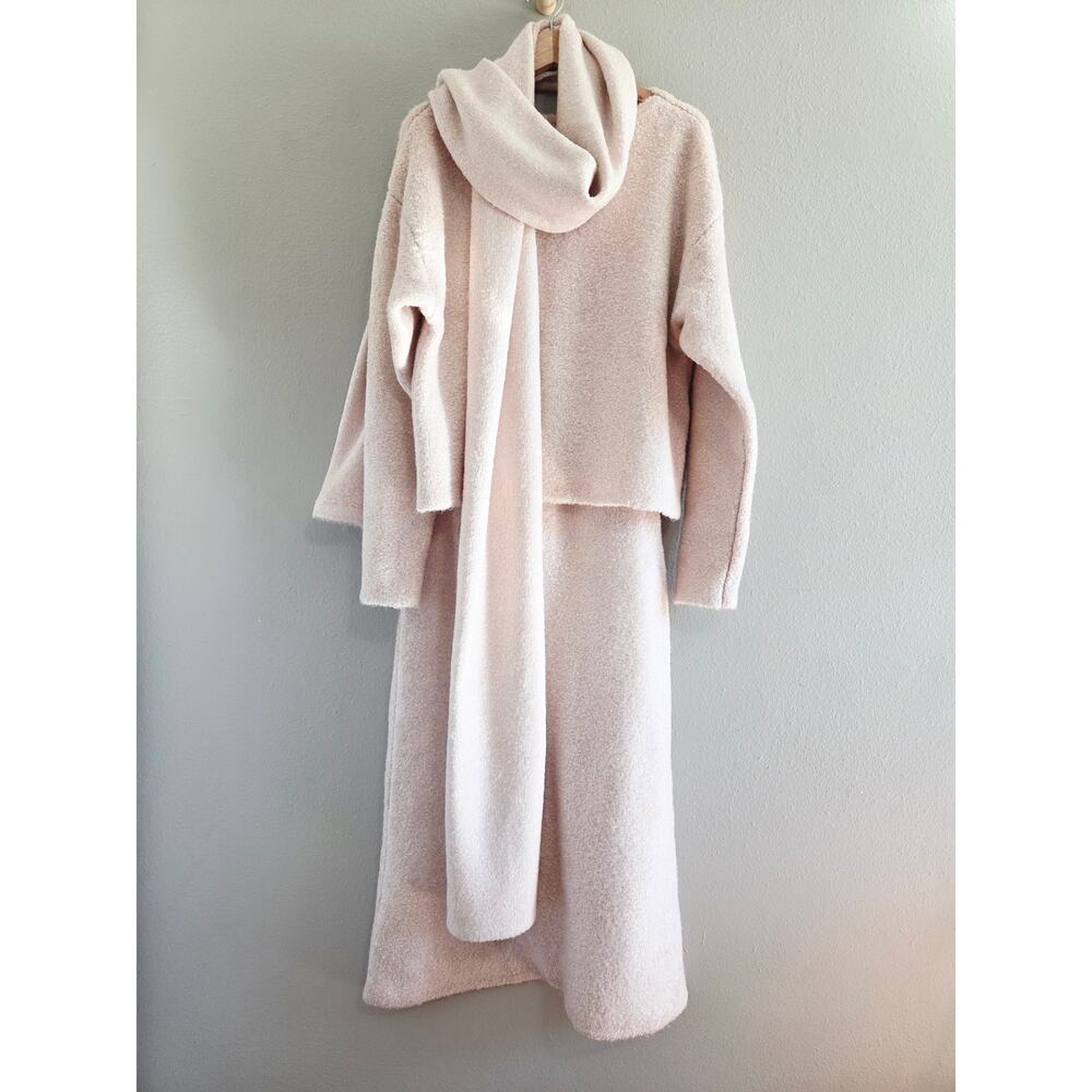 ELENAREVA Luxury Cozy Wool Blend Outfit in Blush Sweater (Med), Skirt (S), Scarf